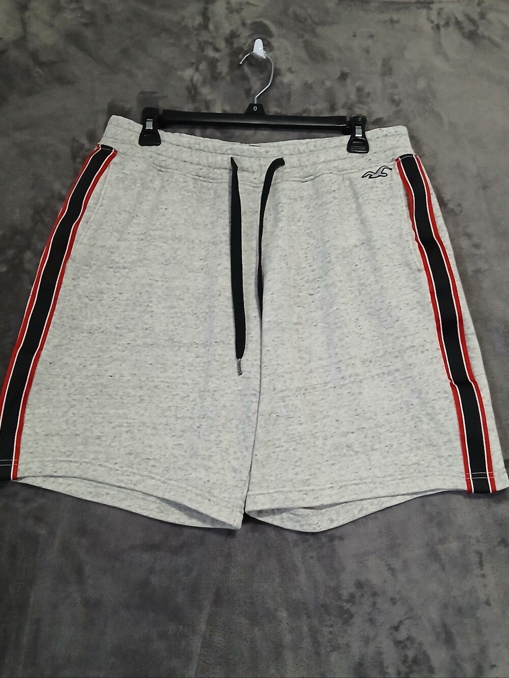 HOLLISTER MENS SHORTS